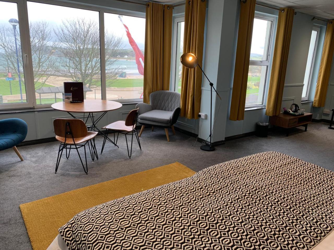 Marine Hotel Балликасл Экстерьер фото